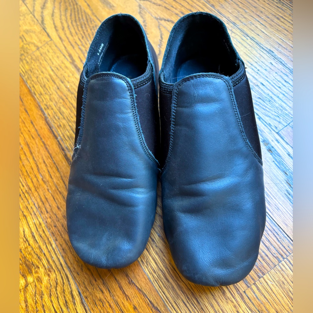 Kids dance/jazz shoes